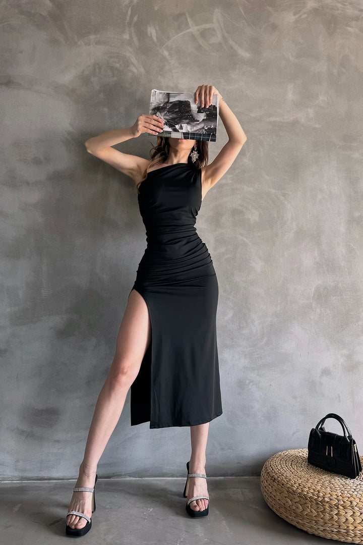 Black Single Shoulder Slit Detailed Draped Scuba Fabric Evening Dress BCDF-241048 - Pola de Siero
