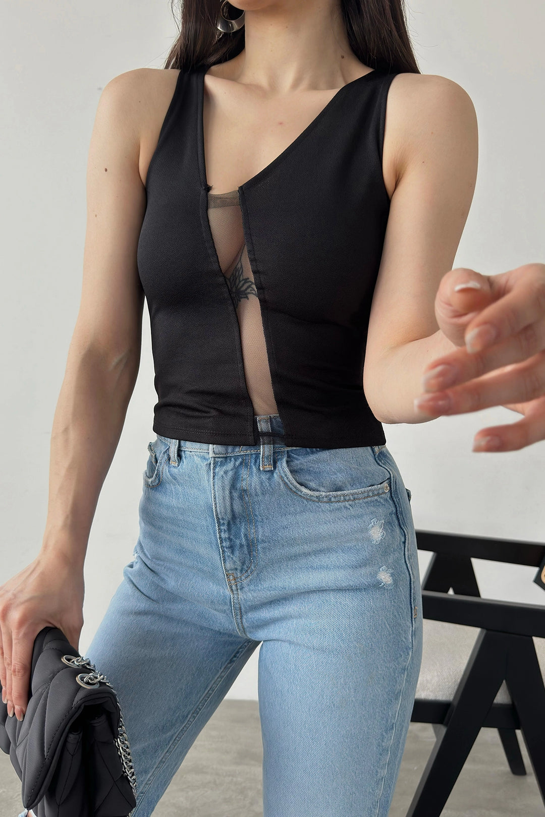 Black Sleeveless Blouse with Mesh Detail on the Chest BCDF-241065 - Nezahualcóyotl