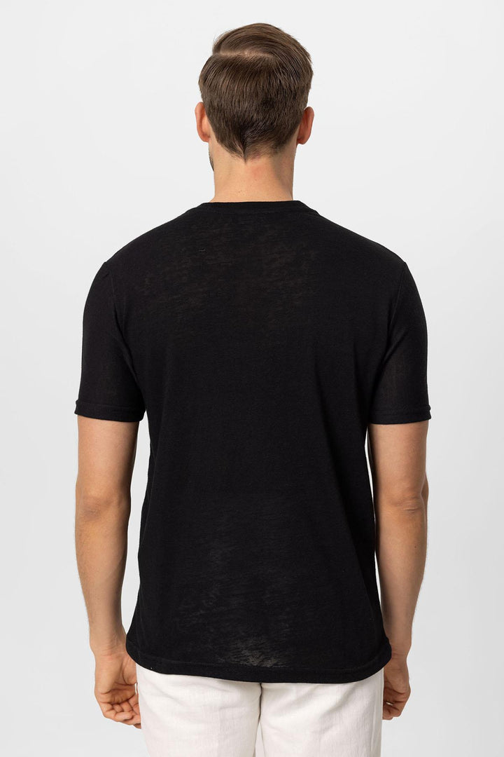 ANT V-Neck Basic Men's T-Shirt - Ocoyoacac
