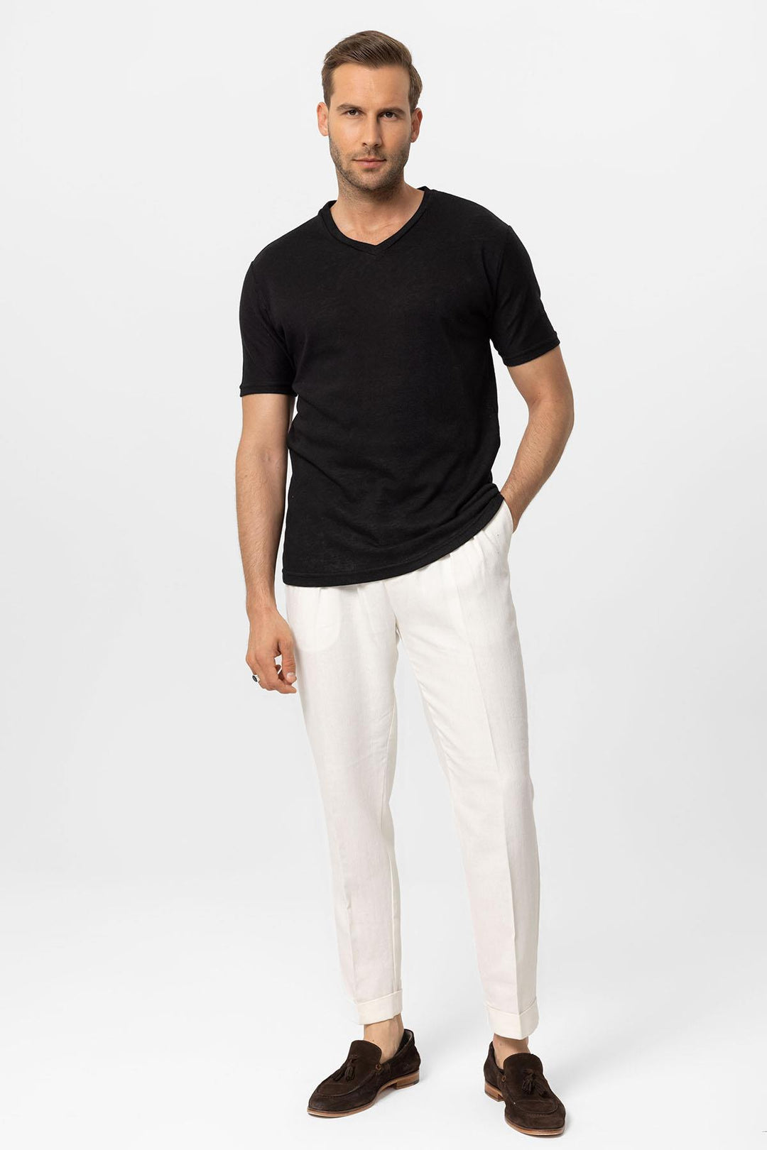 ANT V-Neck Basic Men's T-Shirt - Ocoyoacac