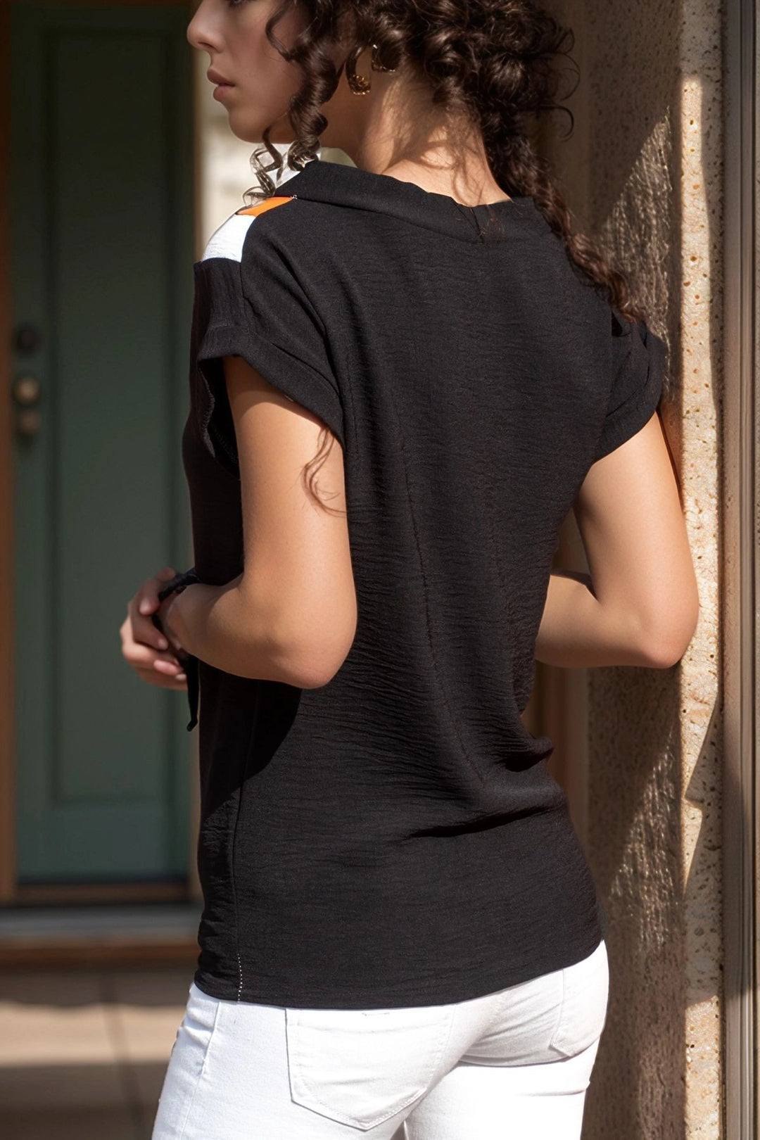 Black V-Neck Color Block Sweater BCBSK-25700-2850 - Redlands