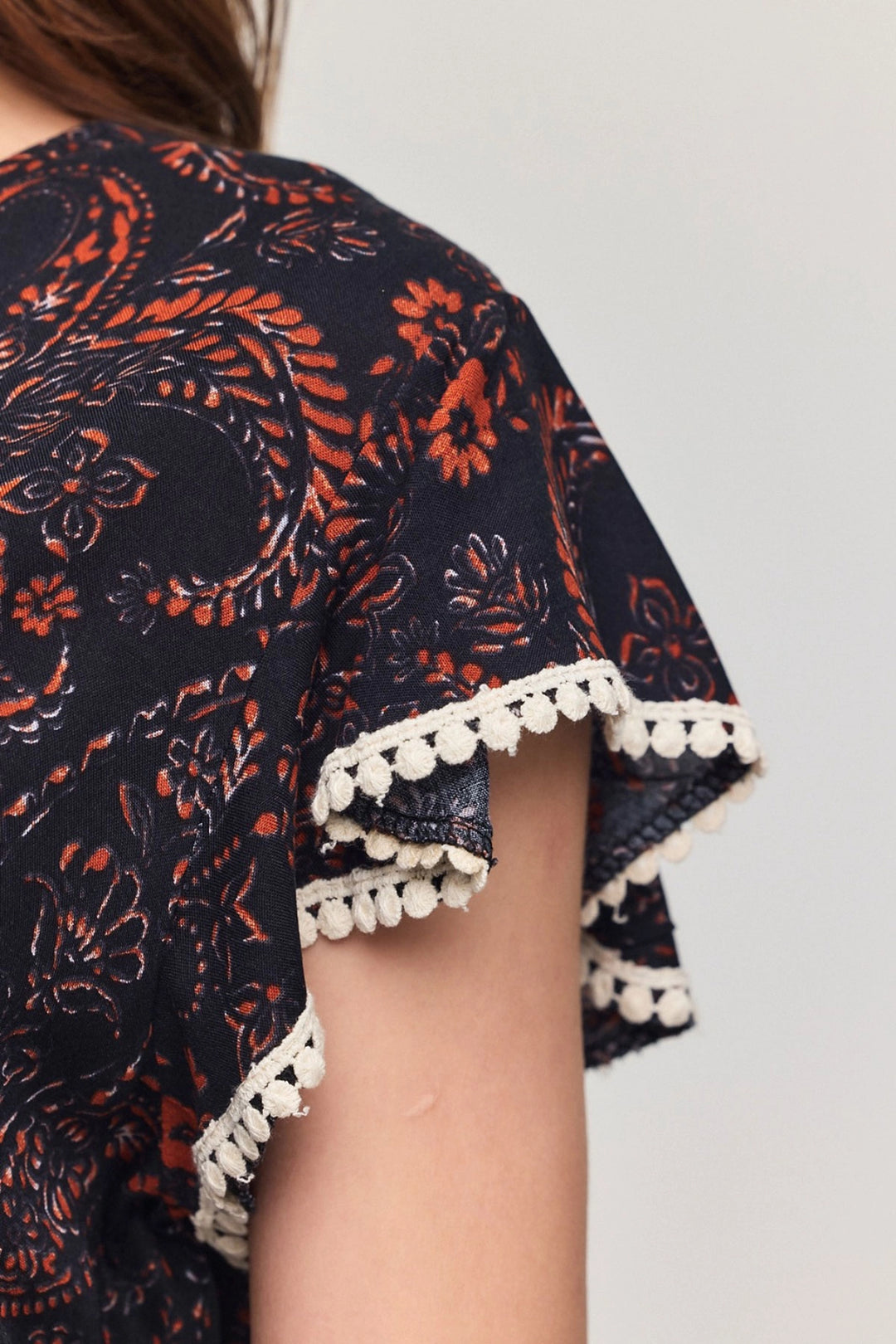 Black V-Neck Ruffled Floral Patterned Summer Viscose Dress BCVL-25V054 - ’s-Hertogenbosch