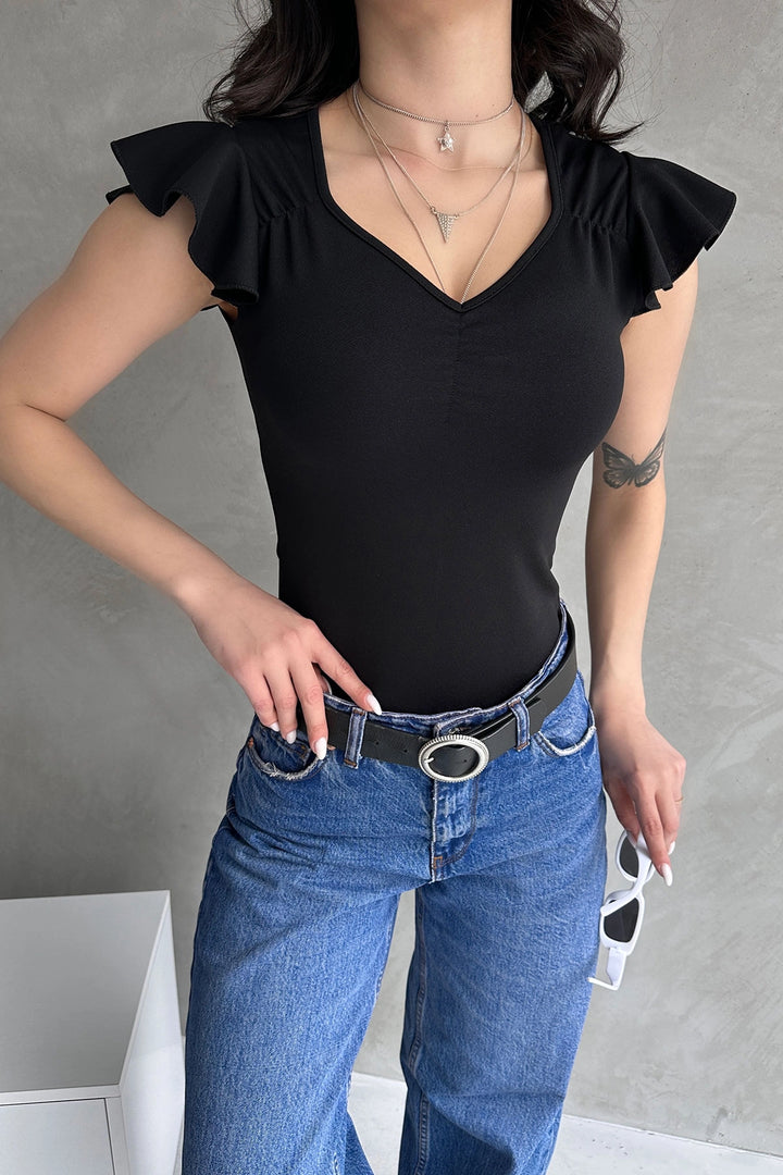 Black V-Neck Crepe Blouse with Ruffle Detail BCDF-252168 - Póvoa de Varzim