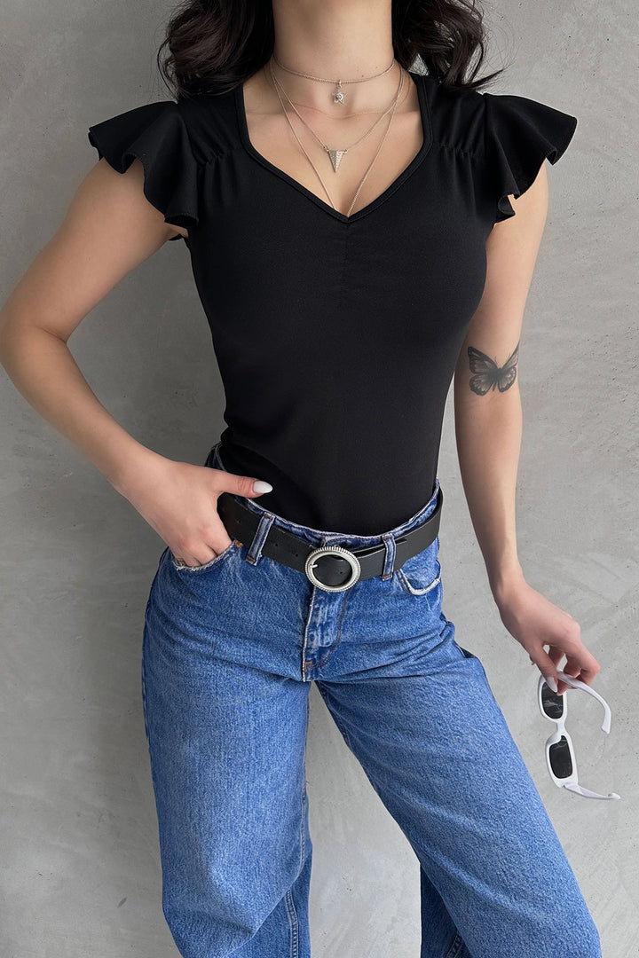 Black V-Neck Crepe Blouse with Ruffle Detail BCDF-252168 - Póvoa de Varzim