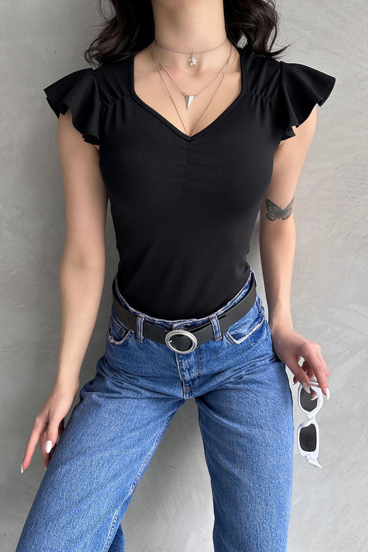 Black V-Neck Crepe Blouse with Ruffle Detail BCDF-252168 - Póvoa de Varzim