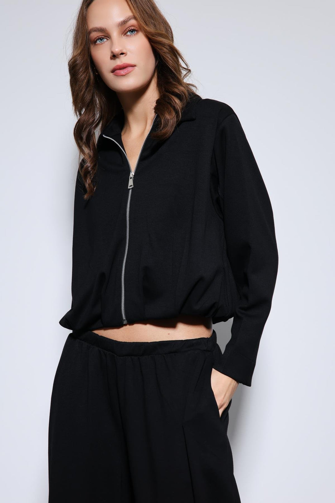 ANT Antioch Siyah Volümlü Ceket ve Paça Lastikli Eşofman Takım - Vilnius