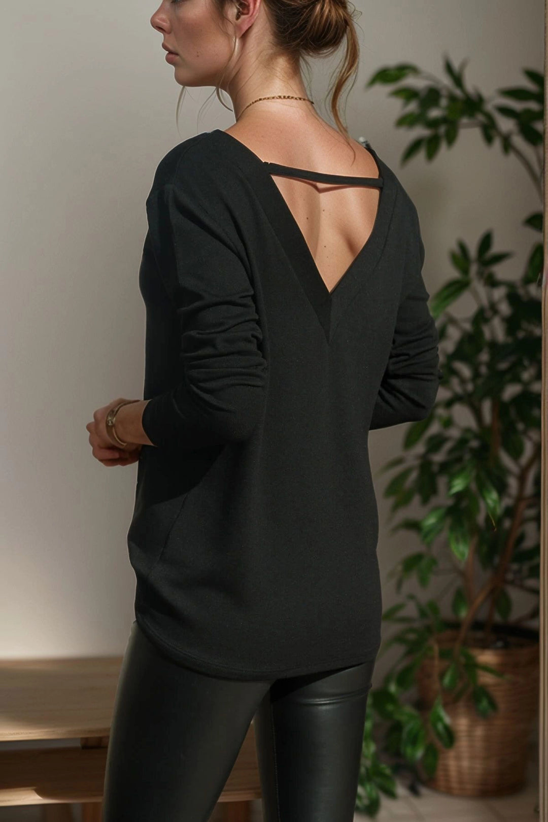 Black Collar Flower Embroidered Blouse BCBSK-25700-T4008410 - Marbella