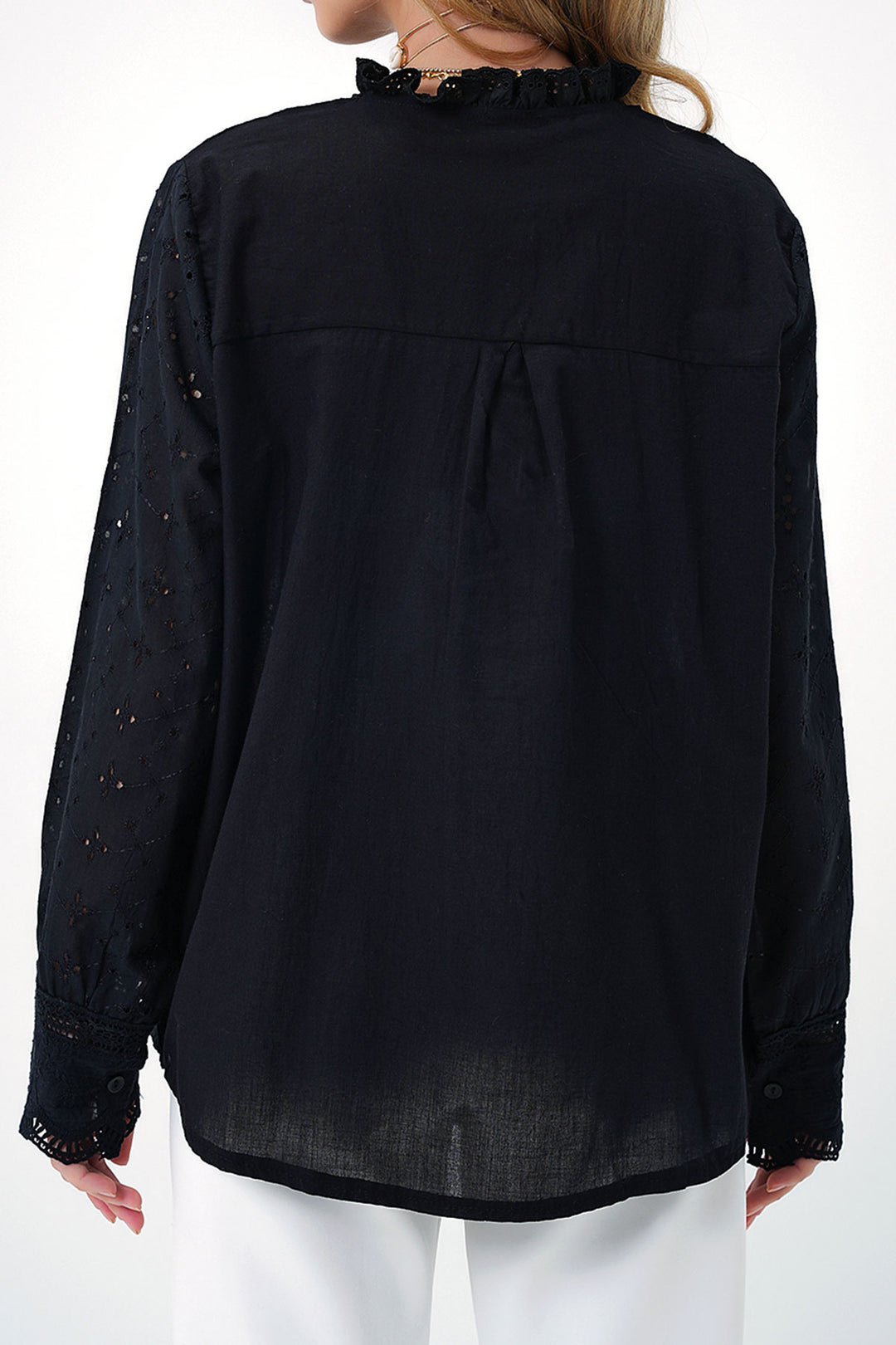 Black Collar Ruffled Embroidered Fisto Shirt BCHESQ-251065 - Kaiserslautern