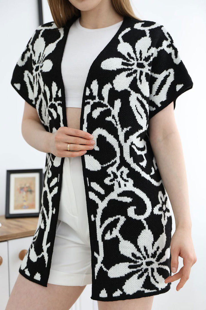 Black Half Sleeve Patterned Knit Cardigan BCES-252007 - Voznesensk