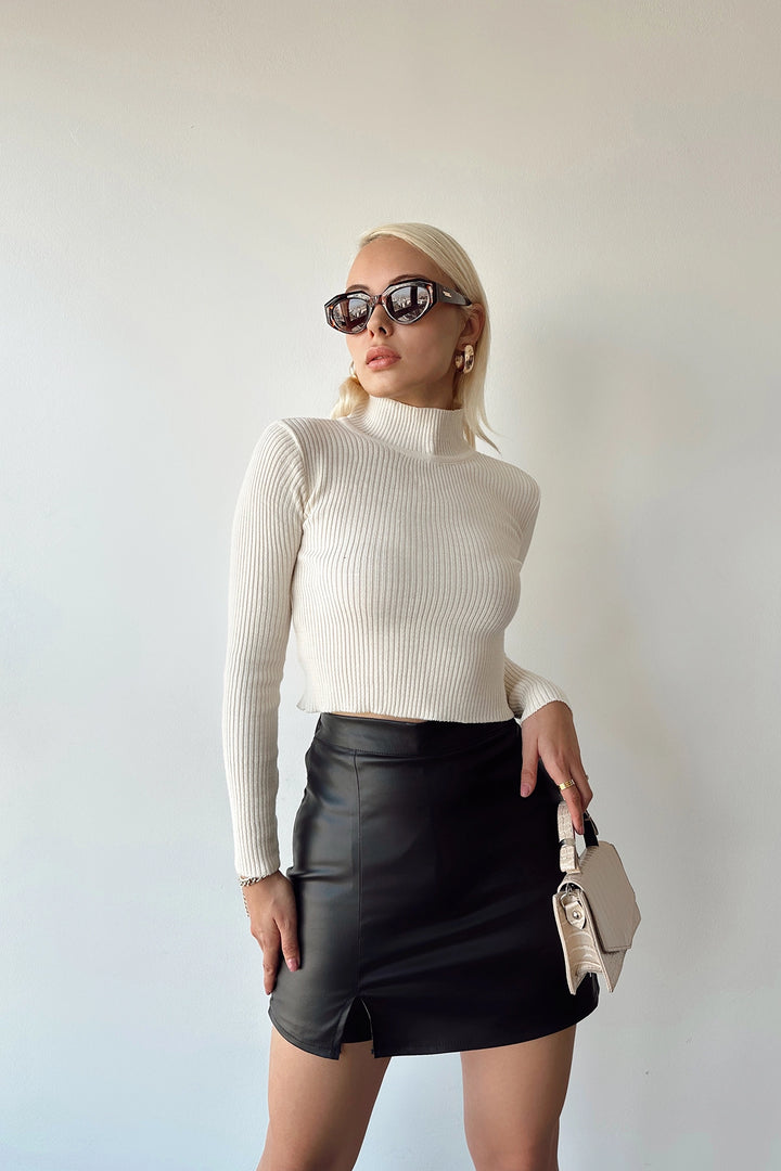 Black Slit Detailed Leather Shorts Skirt BCDF-233401 - Sherman