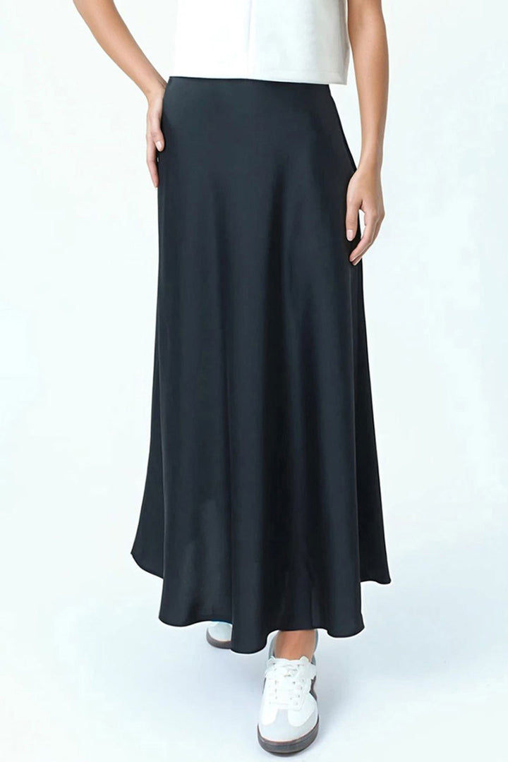 Black High Waist Basic Satin Skirt BCHCA-251231 - Ciudad Santa Catarina