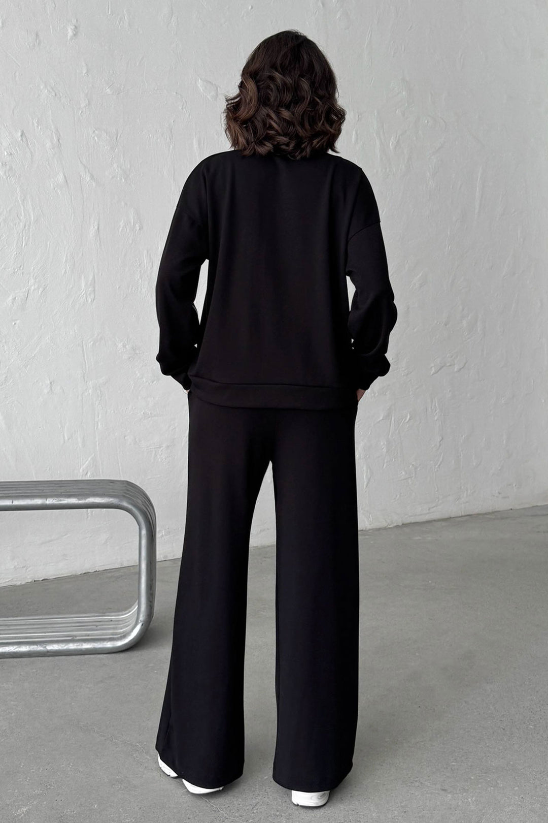 Black Soft Textured Palazzo Pants and Zippered Sweatshirt Set BCHN-25261024 - Vitoria-Gasteiz
