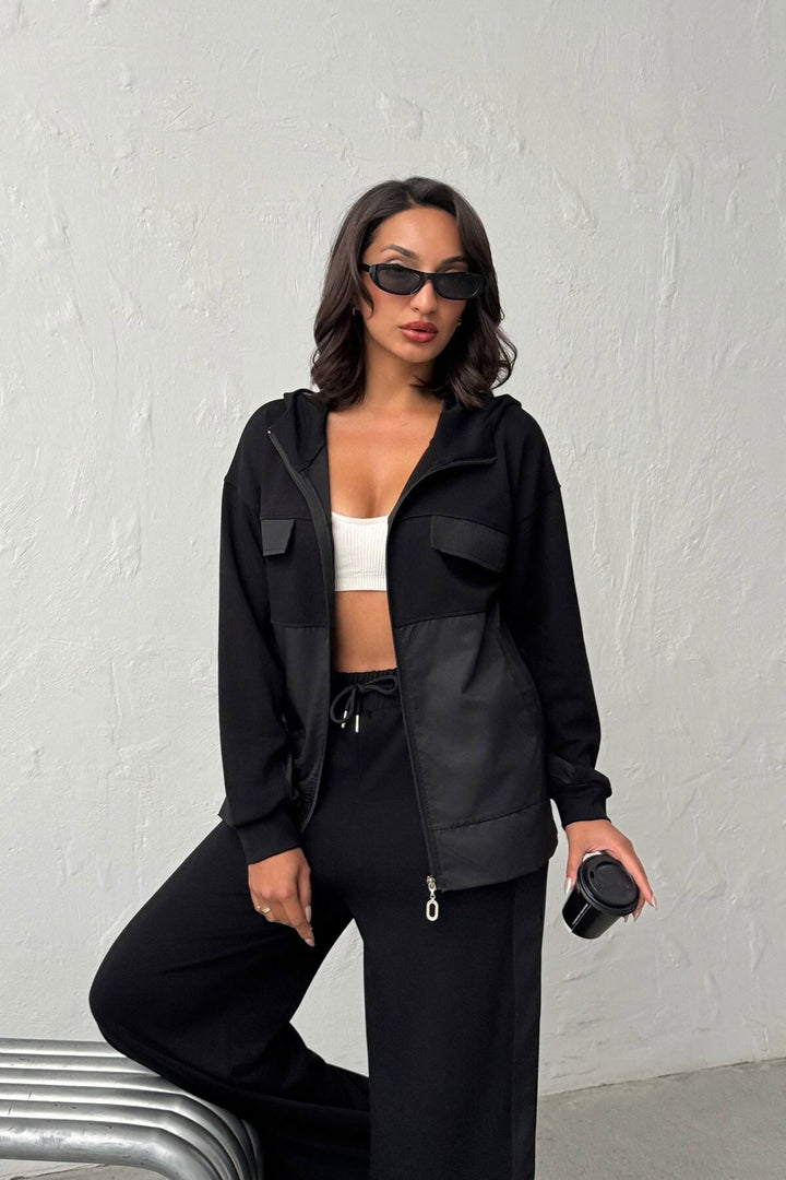 Siyah Yumuşak Dokulu Garnili Kapüşonlu Sweatshirt Ve Pantolon Alt Üst Takım BCHN-25261023 - Lake Elsinore