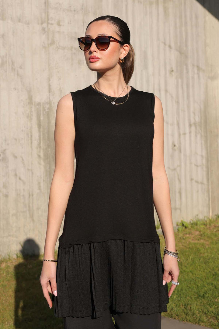 BNG Women Piliseli Sleeveless Knit Tunic Black 4776 - Edgware