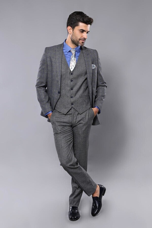 WSS Plaid Slim-Fit Black 3 Piece Suit  - Échirolles