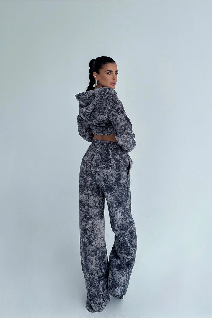 EYY Women Smoke Joelle Patterned Tracksuit - Sunrise Manor