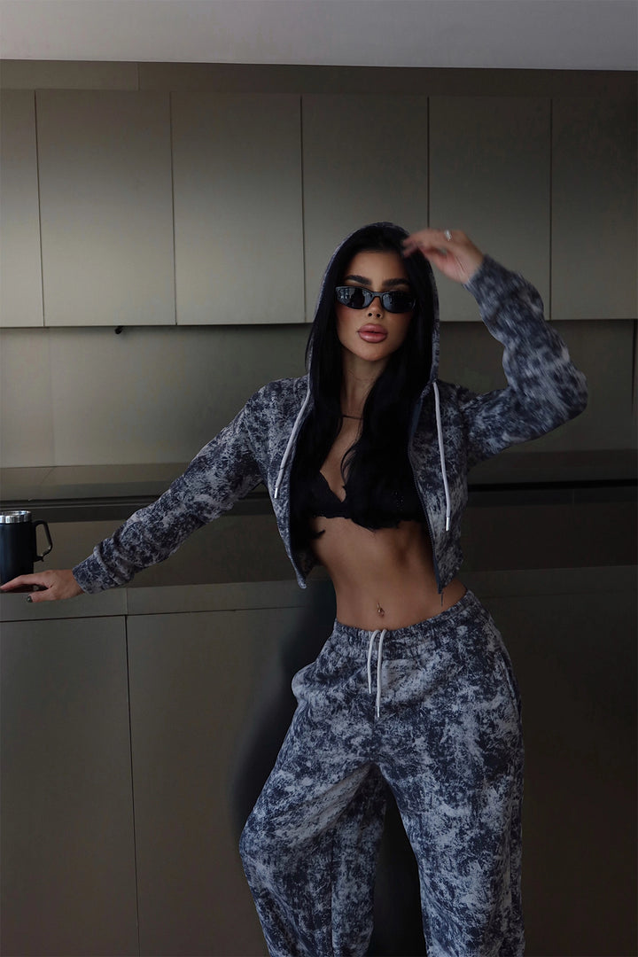 EYY Women Smoke Joelle Patterned Tracksuit - Sunrise Manor