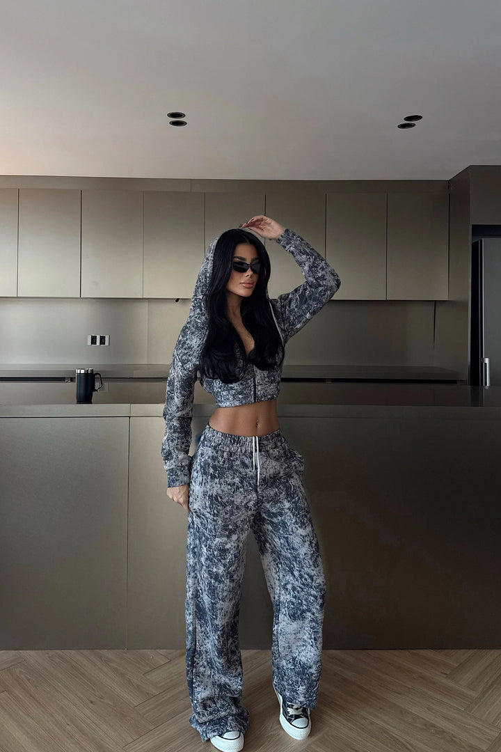 EYY Women Smoke Joelle Patterned Tracksuit - Sunrise Manor