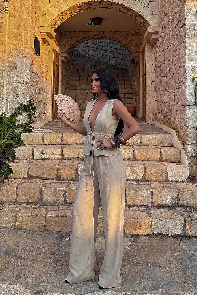 EYY Women Stone Embellished Vest and Pants Set - Geel