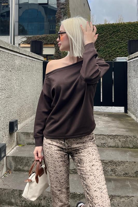 MDX Brown Boat Neck Basic Sweatshirt MG2228 - Ourém