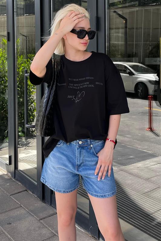 MDX Black Oversized Heart Printed Bicycle Collar Short Sleeve T-Shirt MG2129 - Edmonds