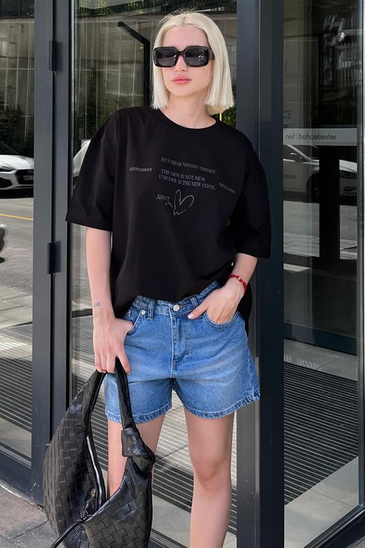 MDX Black Oversized Heart Printed Bicycle Collar Short Sleeve T-Shirt MG2129 - Edmonds