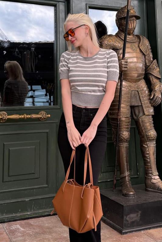 MDX Gray Bicycle Collar Striped Women's T-shirt Mg2400 - Tríkala