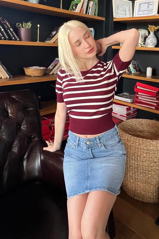 MDX Burgundy Bicycle Collar Striped Women's T-shirt Mg2400 - Pantin