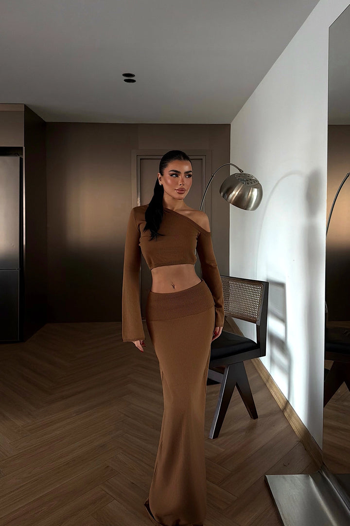 EYY Women Tan Skirt Suit - Carlisle