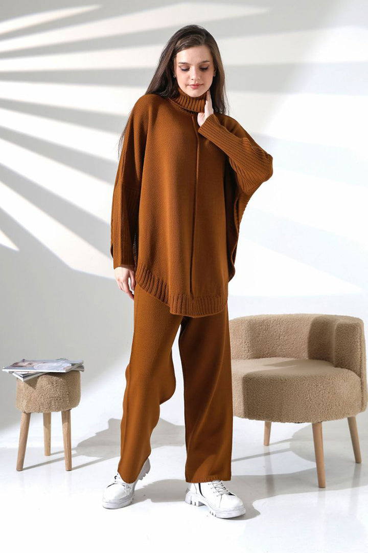 Cinnamon Coffee Funnel Neck Loose Fit Sweater and Slim Fit Pants Top Bottom Knit Set BCES-252033 - Toretsk