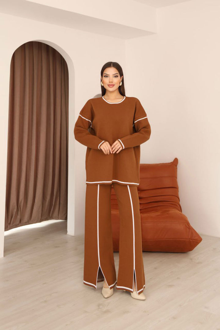 Tarçın Kahve Çizgi Desenli Triko Kazak Ve Yırtmaçlı Pantolon Triko Alt Üst Takım BCES-253008 - Tula de Allende