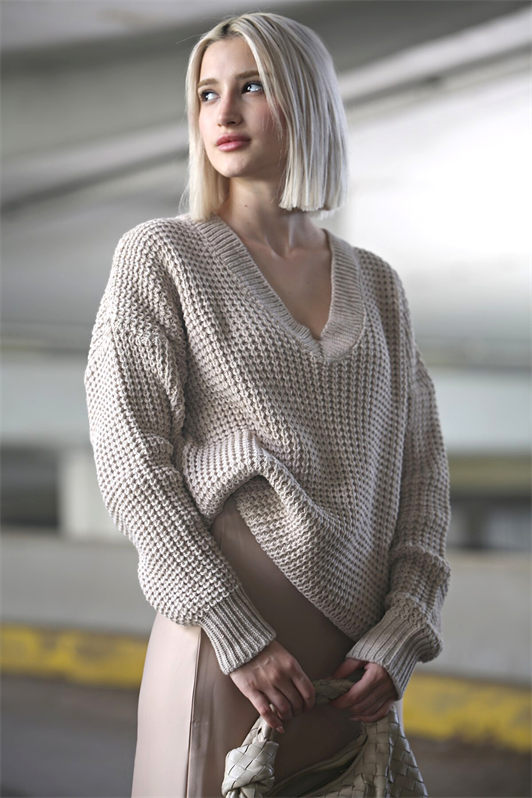 MDX Stone Oversize V-Neck Sweater MG1440 - Hoogeveen