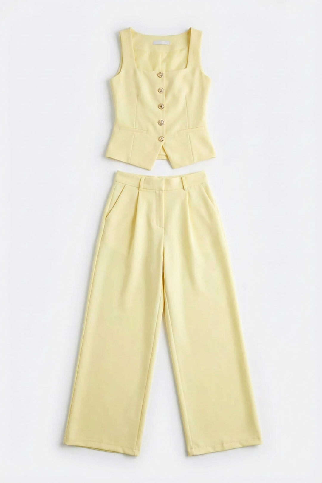 Tereyağ Sarısı Brit Detaylı Kare Yaka Crep Bluz Ve Pantolon Alt Üst Takım BCHN-2626844 - Ercolano