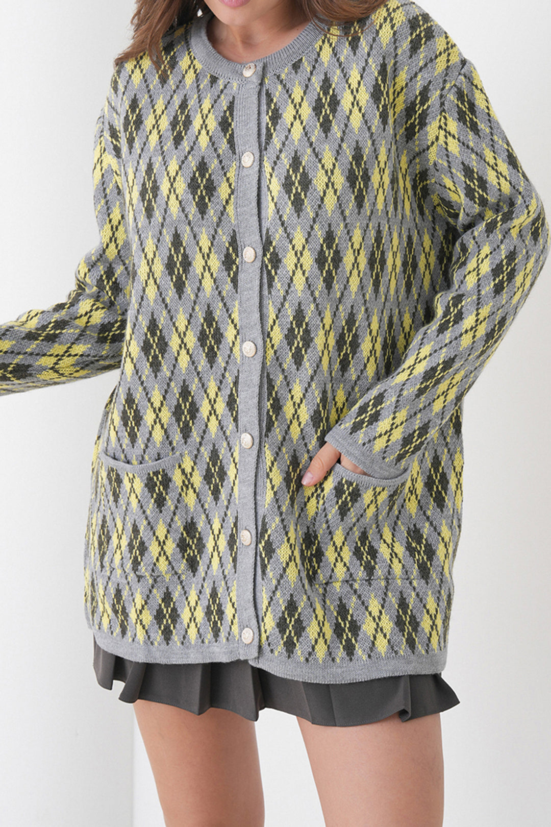 Butter Yellow Buttoned Pocket Knit Cardigan with Baklava Pattern - Vitrolles