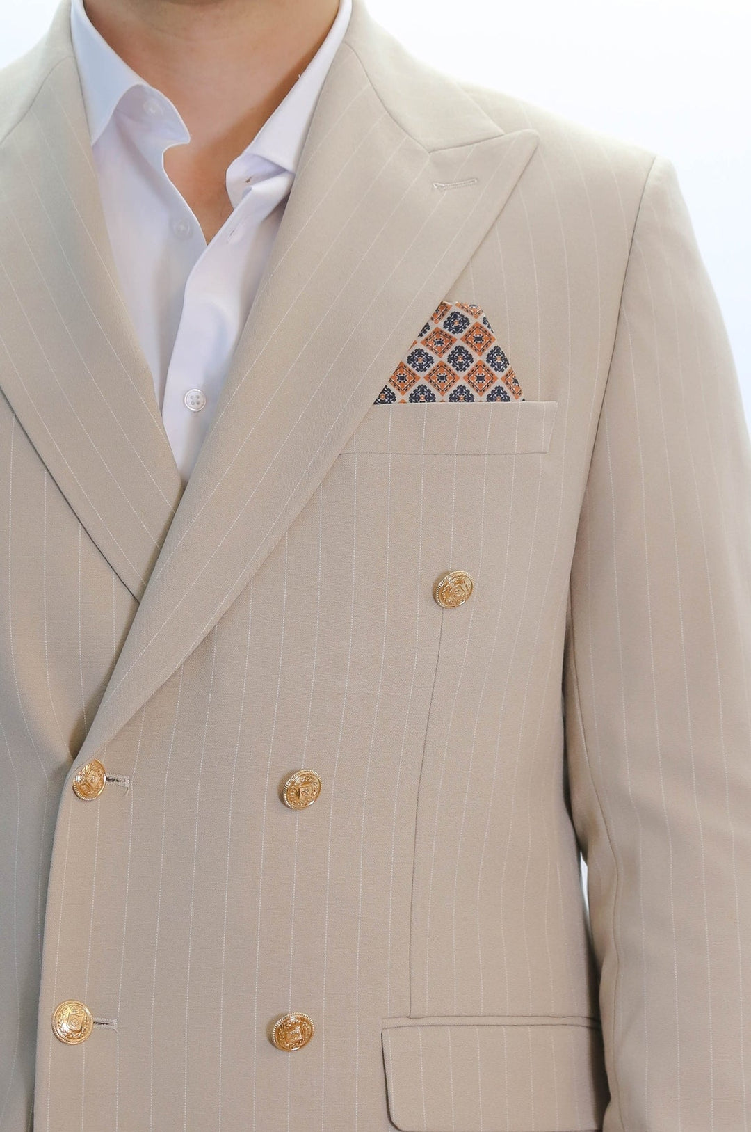 WSS Pinstripe Double Breasted Men’s Cream Suit with Silver Button Details  - Mixquiahuala de Juarez