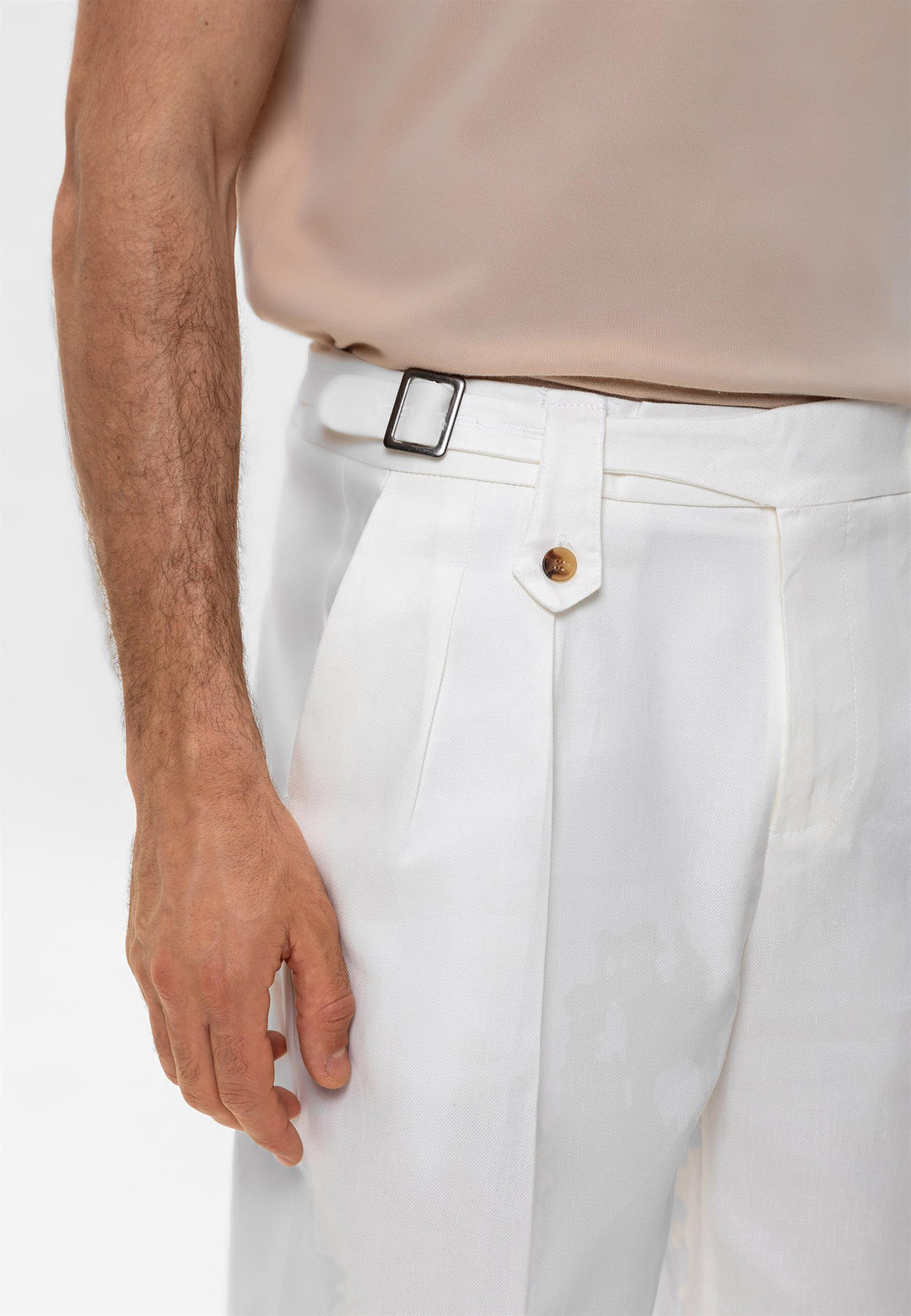 ANT Buckle Detailed Pleated Men's Shorts - Union