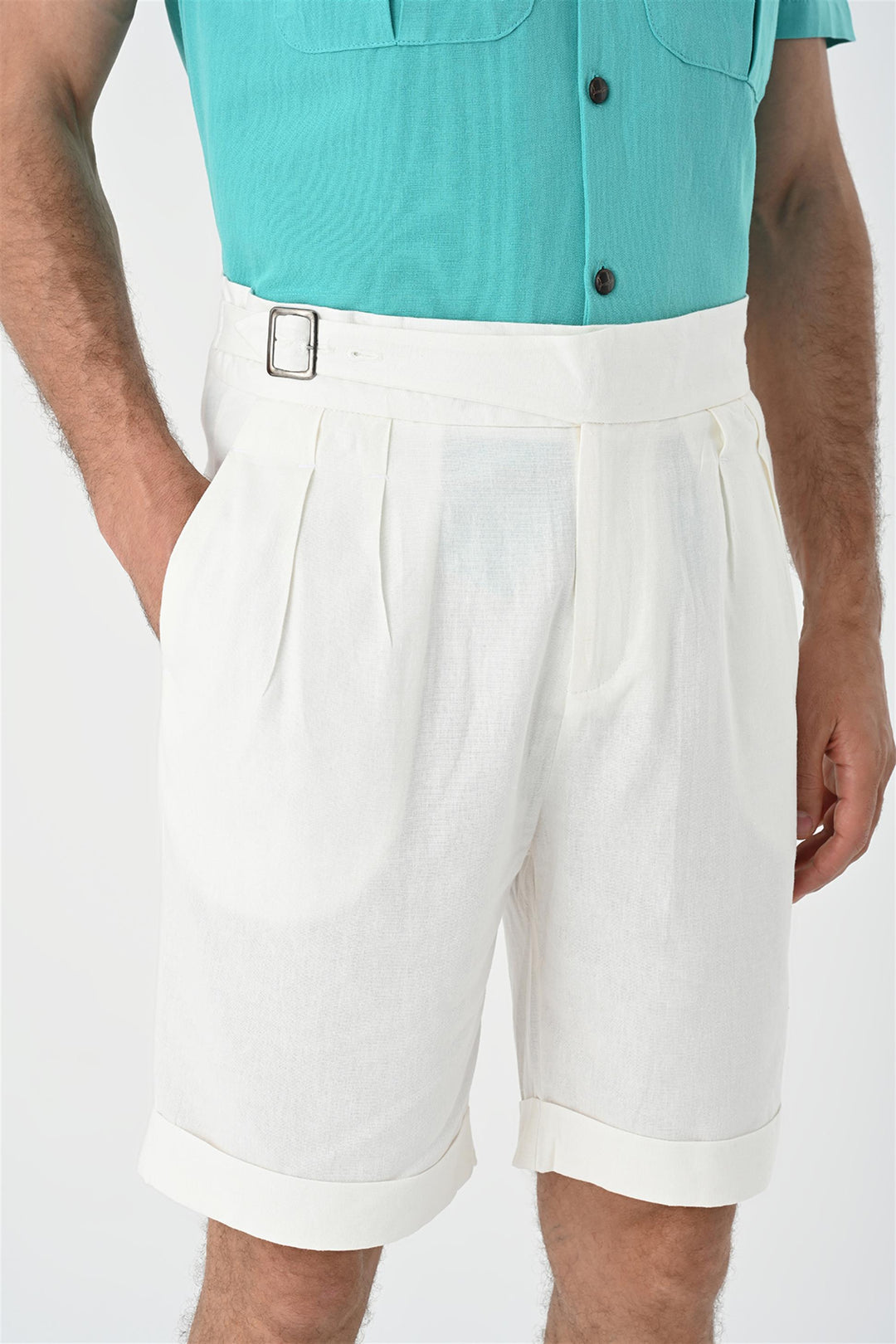 ANT Buckle Detailed Pleated Men's Shorts - Messina