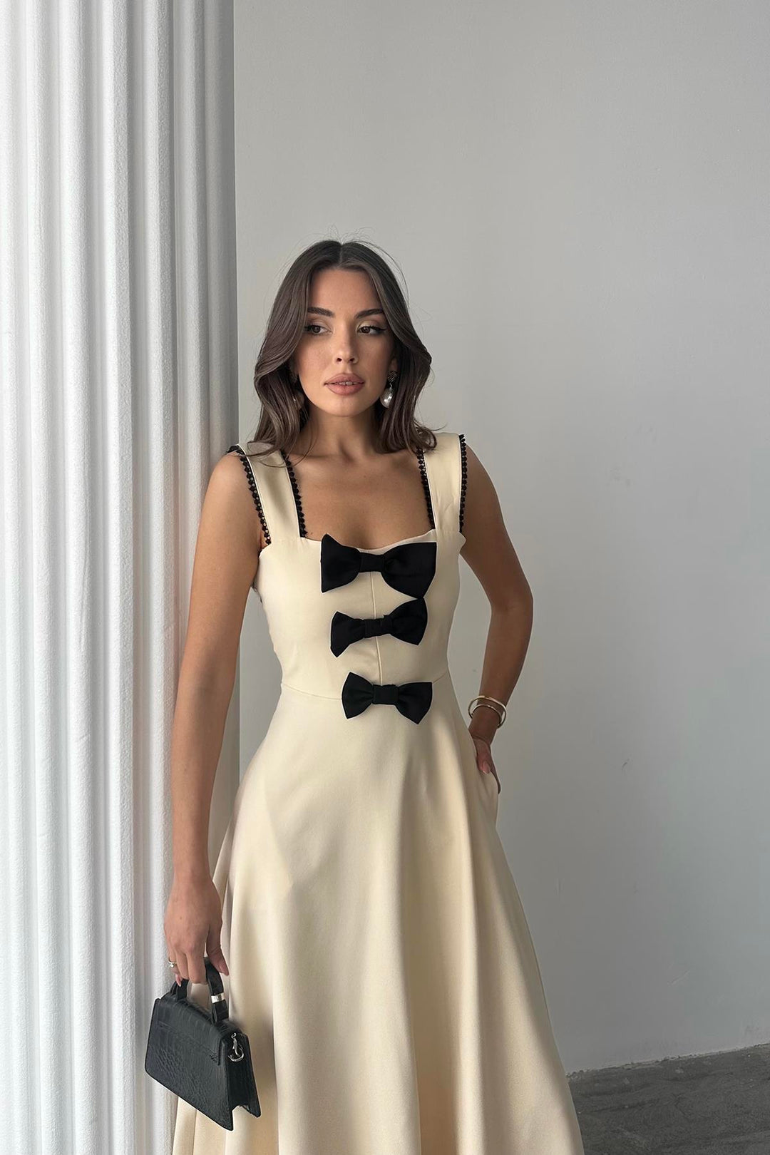 ELS Wholesale Beige Bow Lace Dress - Middelburg