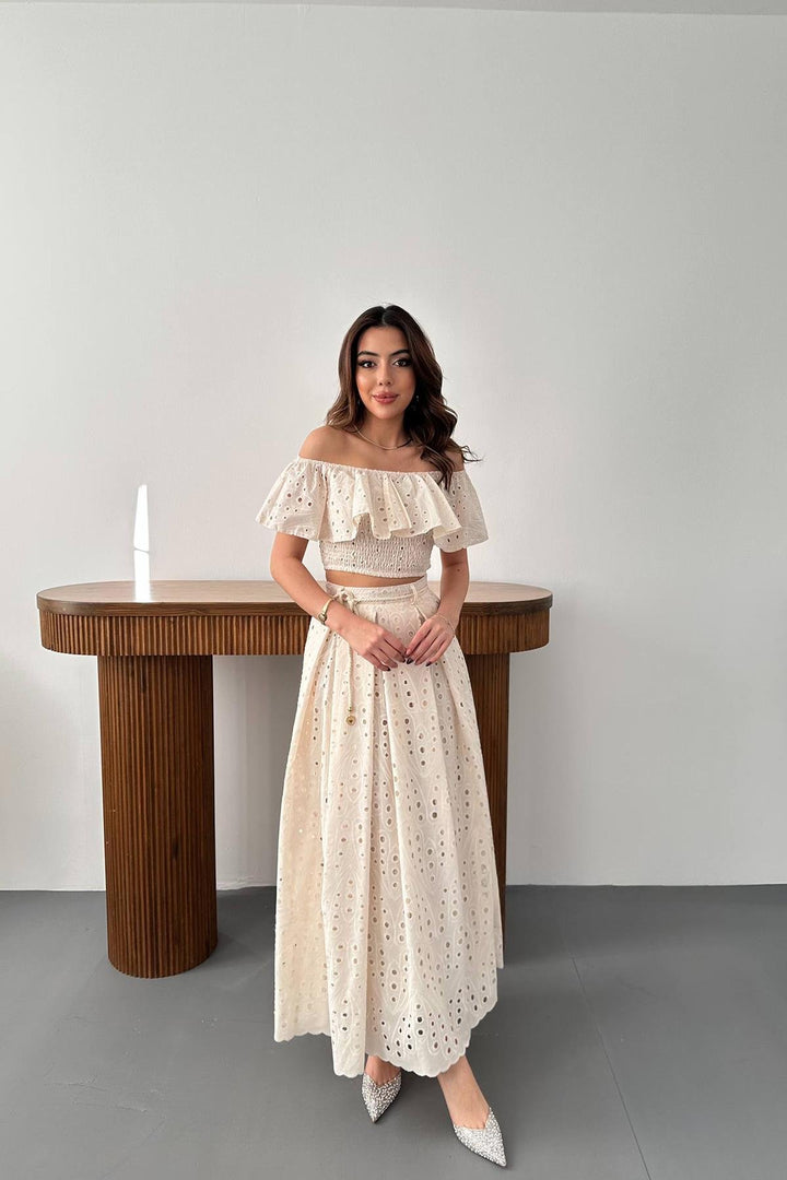 ELS Toptan Bej Gipeli Bluz Etek Takım - Winterthur