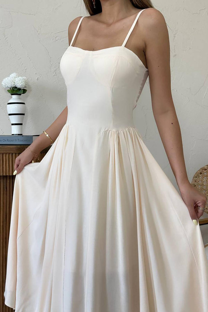 ELS Toptan Bej Göğüs Kuplu Uzun Büzgülü Elbise - Sunnyvale