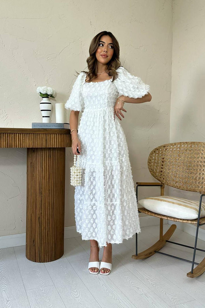 ELS Toptan Beyaz Balon Kollu Fırfırlı Elbise - Sciacca