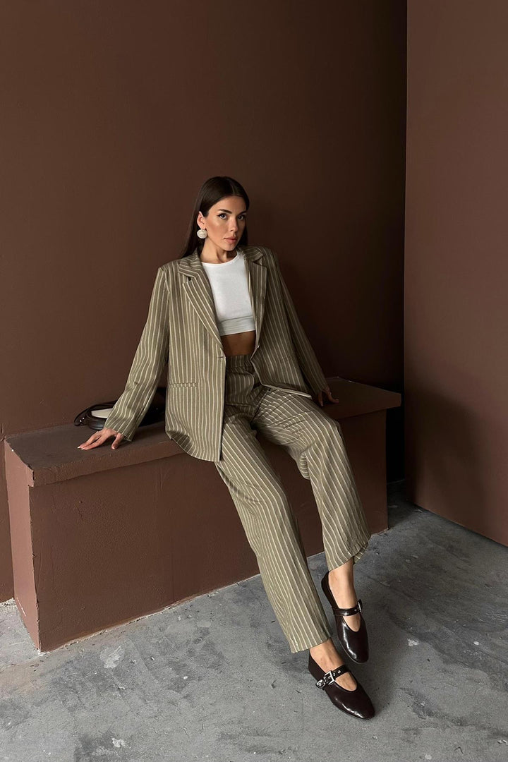 ELS Wholesale Beige Striped Jacket and Pants Suit - Wilmington