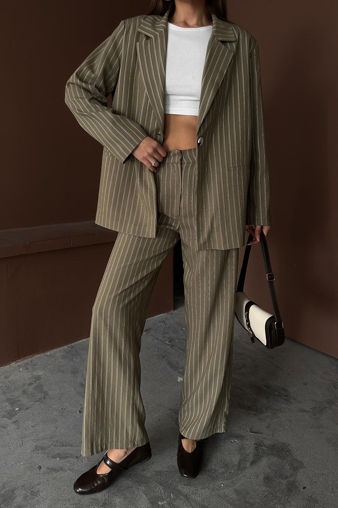 ELS Wholesale Beige Striped Jacket and Pants Suit - Wilmington