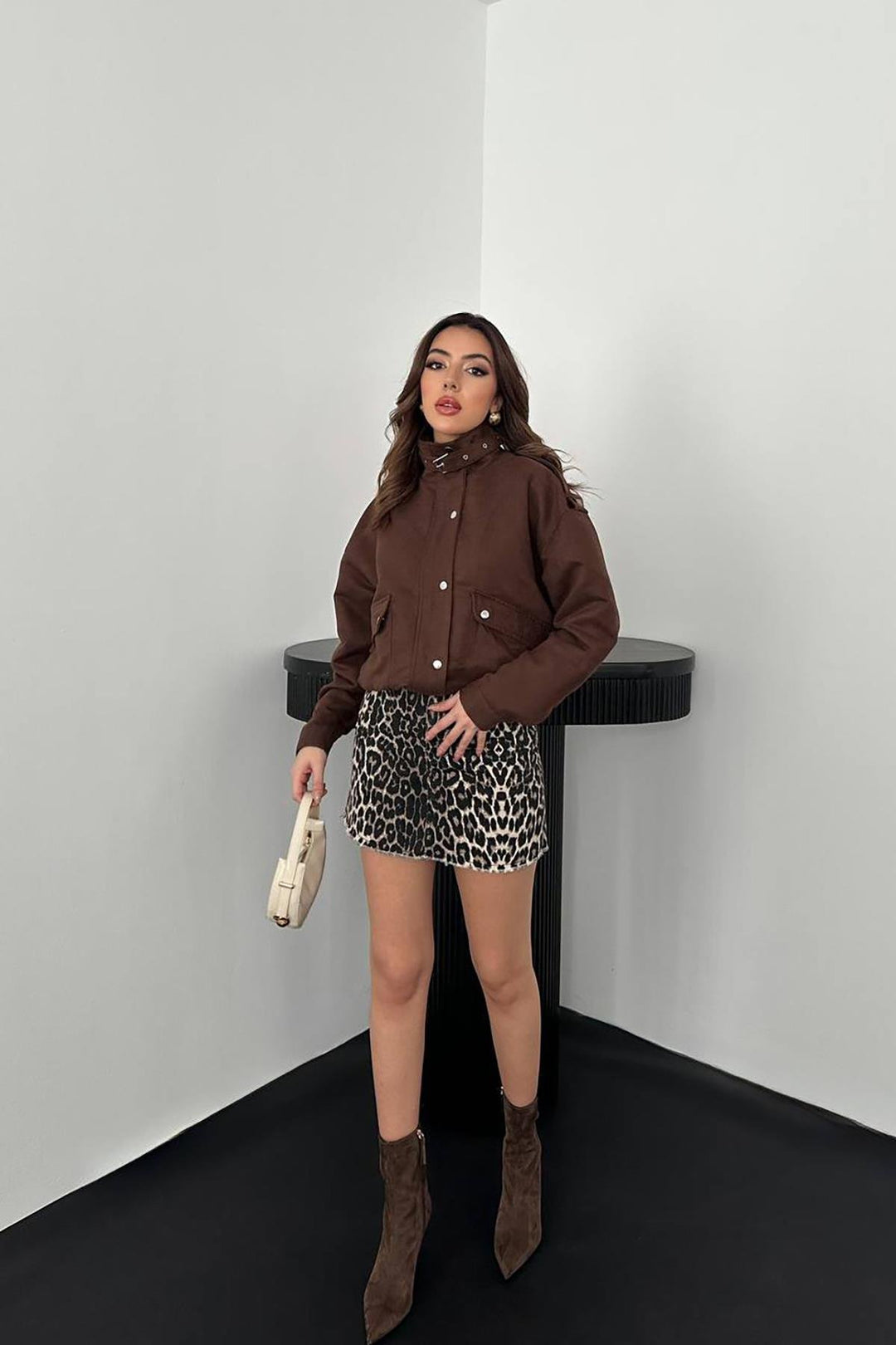 ELS Wholesale Brown Short Jacket with Stand-up Collar - Cannock
