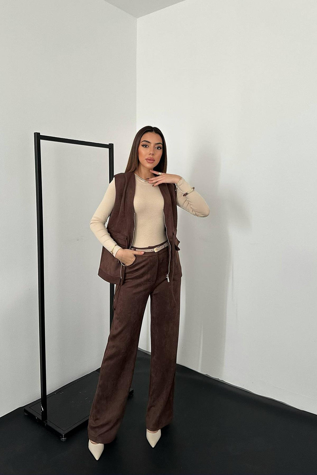 ELS Toptan Kahverengi Süet Yelek Pantolon Takım - Schio