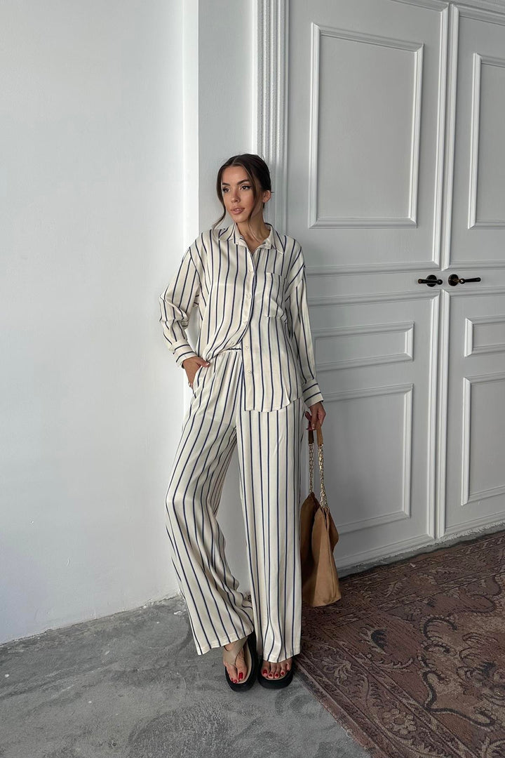 ELS Wholesale Blue Striped Satin Suit - Livry-Gargan