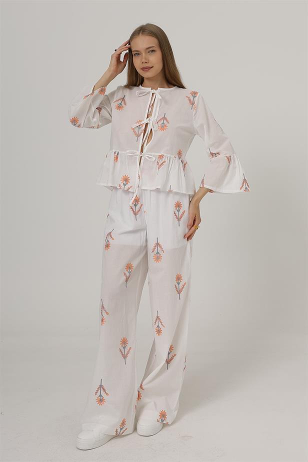 RYN Embroidered Oversize Pants - White - Harlow