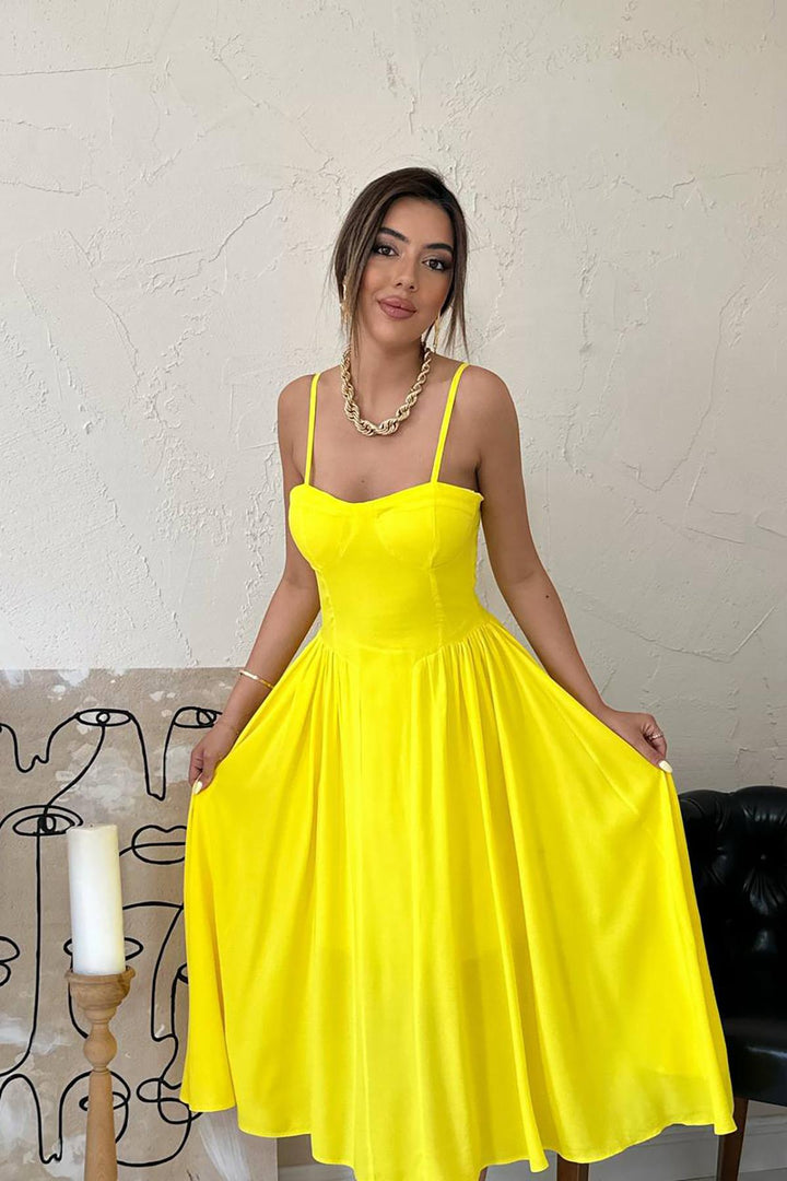 ELS Toptan Sarı Göğüs Kuplu Uzun Büzgülü Elbise - Hrodna