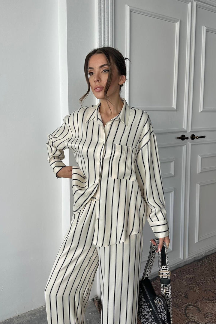 ELS Toptan Siyah Çizgili Saten Takım - Elyria