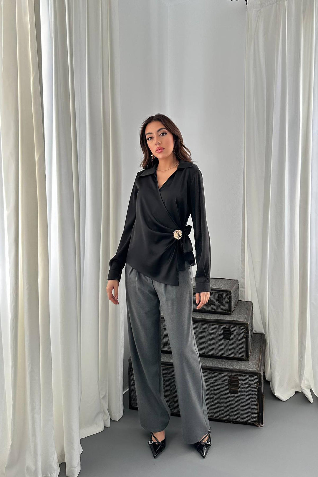 ELS Wholesale Black Button Detailed Satin Blouse - Krasnodon